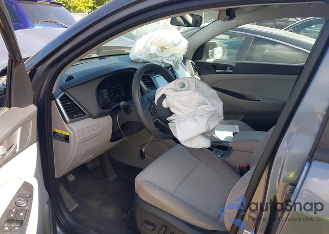 KM8J3CA41GU218252: 43205555