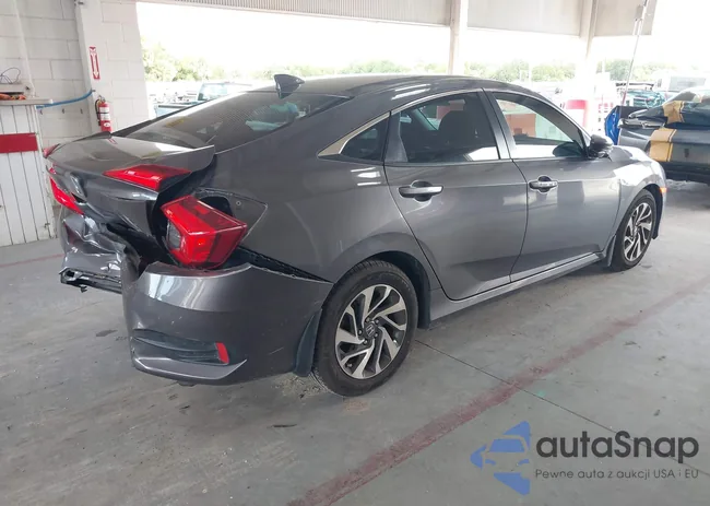 2HGFC2F78JH570537: 43205585