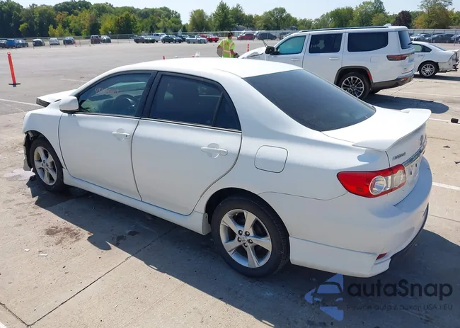 2T1BU4EE3CC876855: 43205609