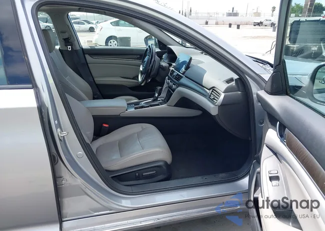 1HGCV1F9XJA122565: 43205642