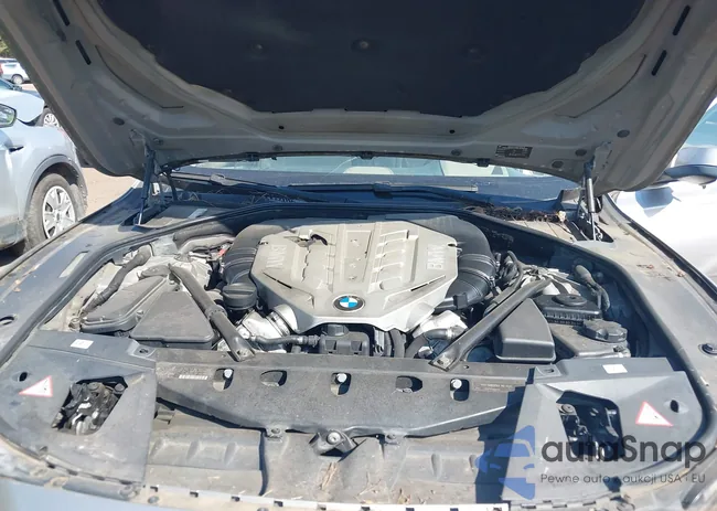 WBAKB8C50ACY64021: 43205663