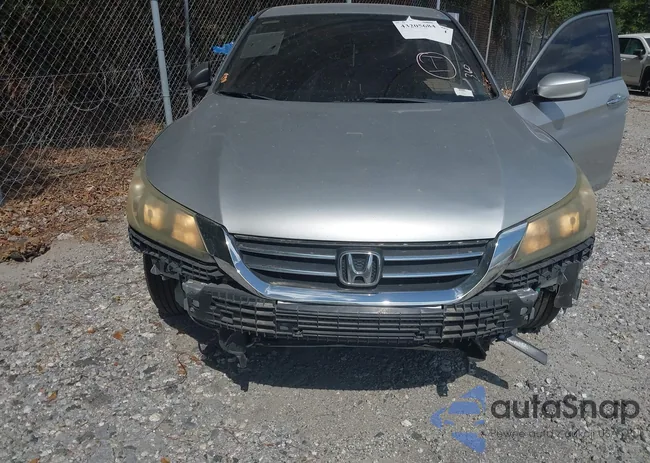 1HGCR2F37EA011712: 43205684