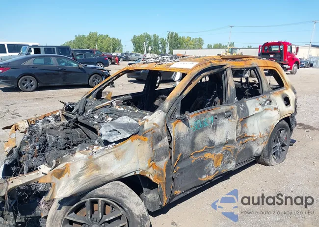 1C4RJFLT1HC928455: 43205758