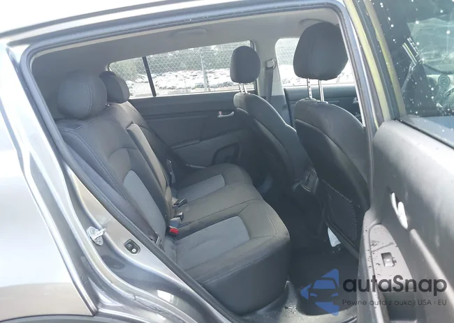 KNDPB3AC1G7823380: 43205787