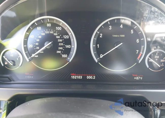 5UXKR2C59F0H40321: 43205815