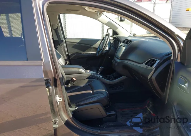 3C4PDDGGXJT278504: 43205901