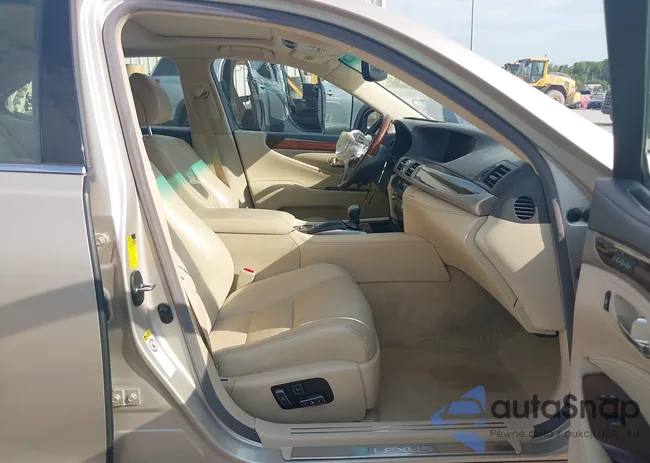 JTHCL5EF0E5020143: 43207025