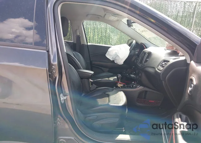 3C4NJDDB1LT111881: 43207042