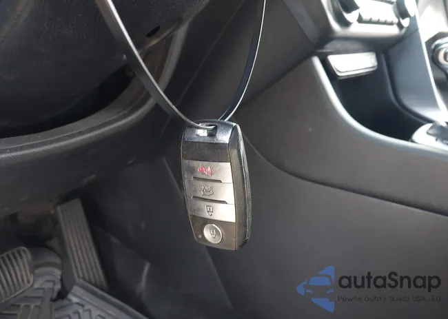 KNDPNCAC0H7138991: 43207146