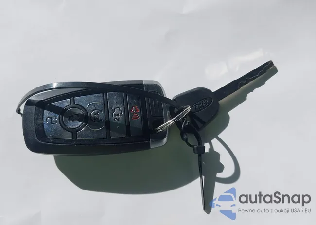 1FM5K8D8XJGC04520: 43207375