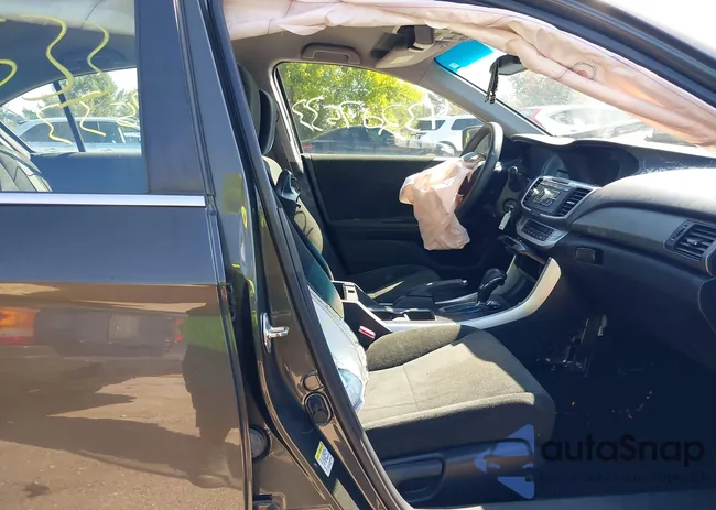 1HGCR2F36DA224018: 43207533