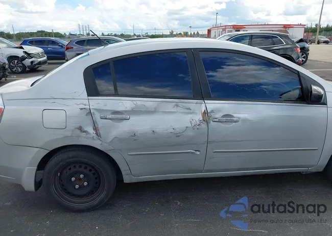 3N1AB61E18L606890: 43206697