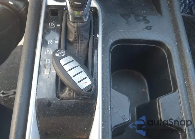 3N1AB8CV1PY284763: 43206733