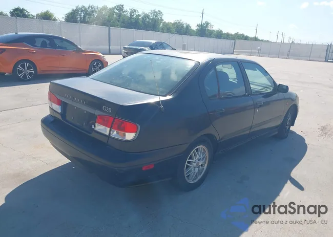 JNKCP11A3XT015962: 43206750