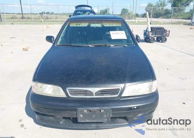 JNKCP11A3XT015962: 43206750