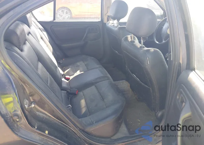 JNKCP11A3XT015962: 43206750