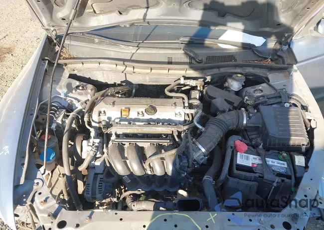 1HGCP2F31BA116540: 43206808