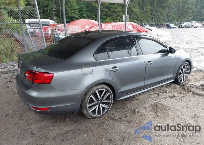 3VW4A7AJ8CM417444: 43207955