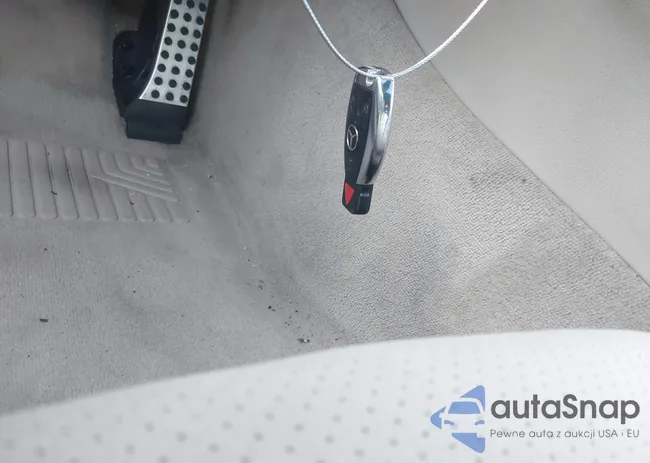 WDDWJ4JB9JF658774: 43208147