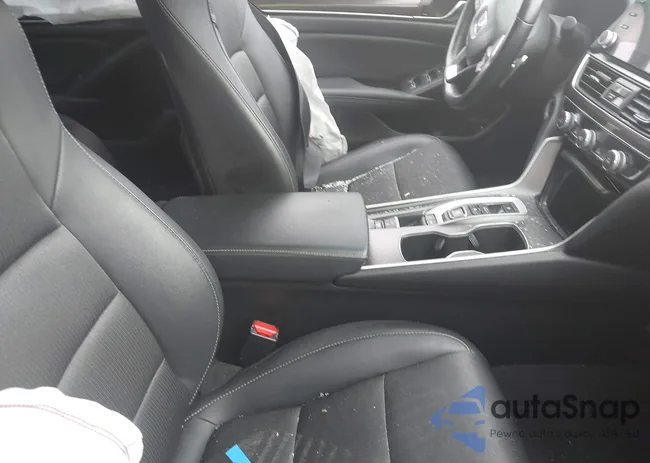 1HGCV2F38MA016718: 43208169