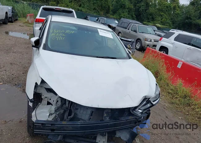 3N1AB7AP8HY272576: 43208254