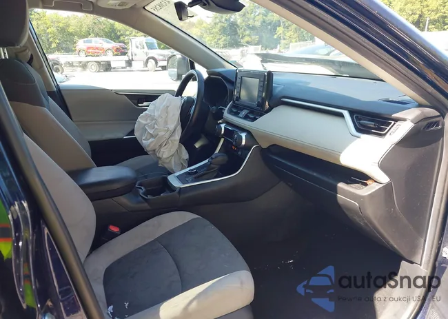 2T3RWRFV2KW033318: 43208285