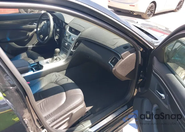 1G6DA5EG0A0131547: 43208352