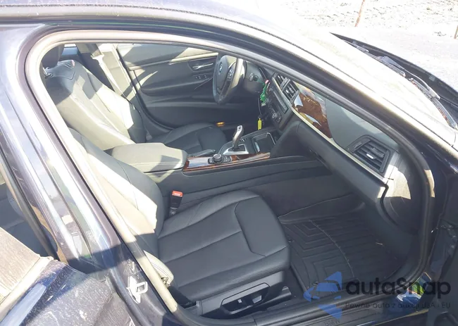 WBA3B5C55DF591762: 43208378