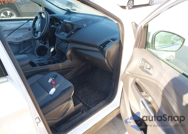 1FMCU9GD8KUA57939: 43208414