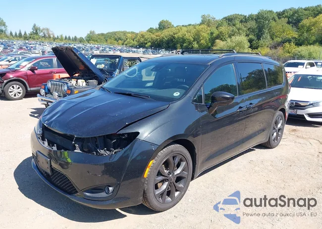 2C4RC1EG4JR204270: 43208477