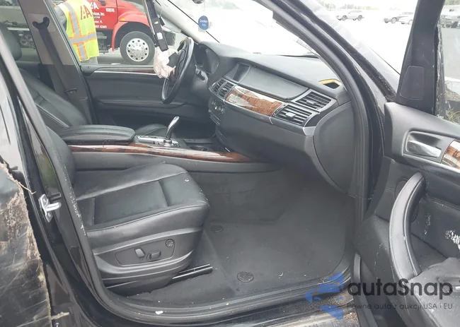 5UXZW0C52D0B92669: 43208484