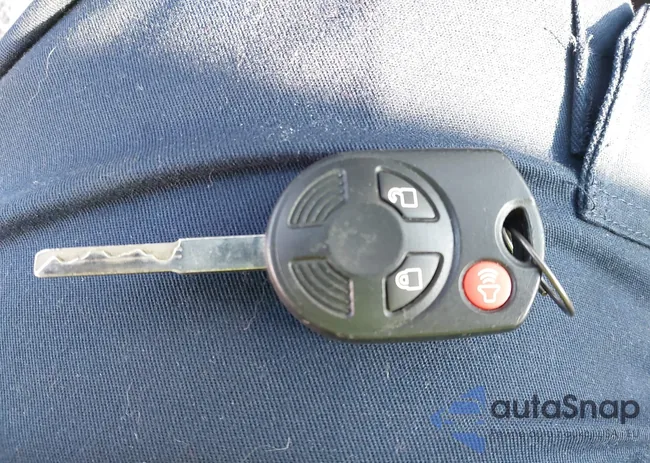 1FMCU9GX2EUD32199: 43208530