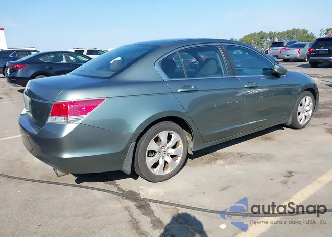 1HGCP2F74AA091568: 43207611