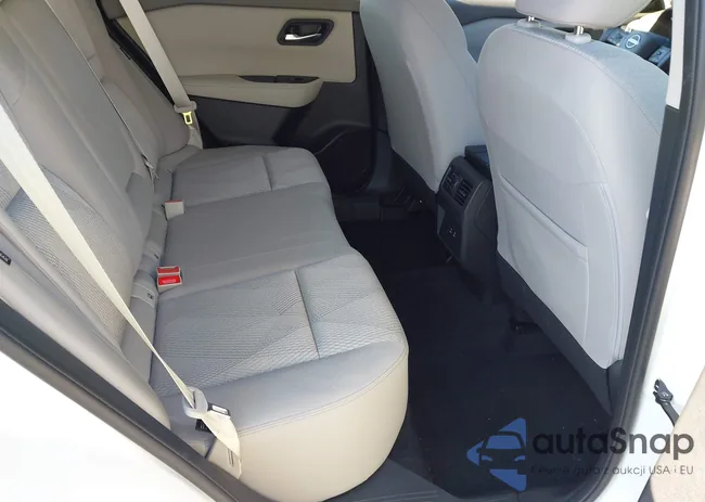 JN8BT3BA4SW346600: 43207715