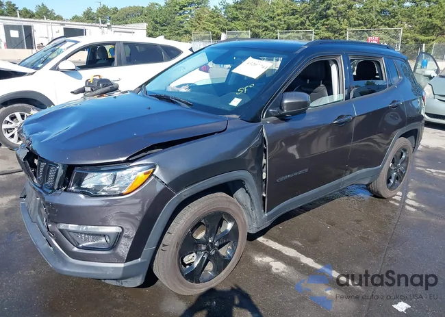 3C4NJDBB5JT433875: 43207744