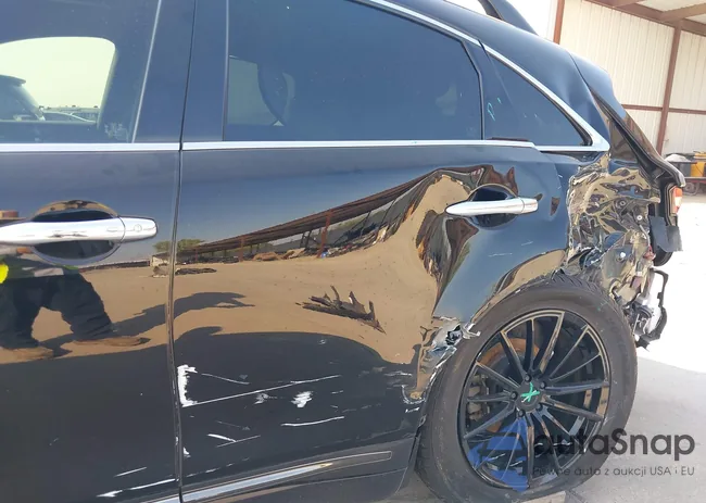 JN8CS1MW6FM481969: 43207846