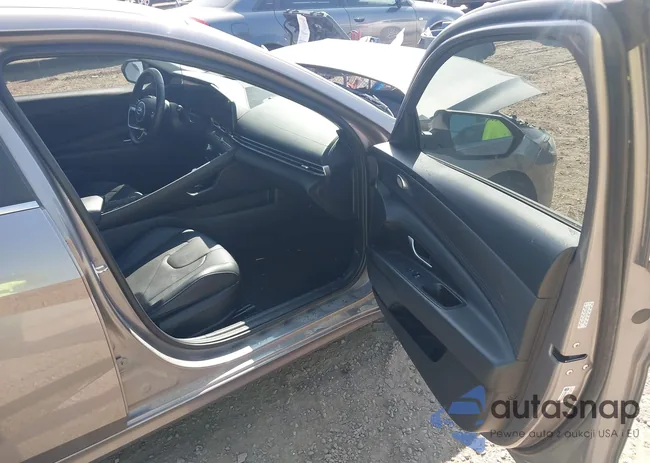 KMHLN4AJ2PU062656: 43209071