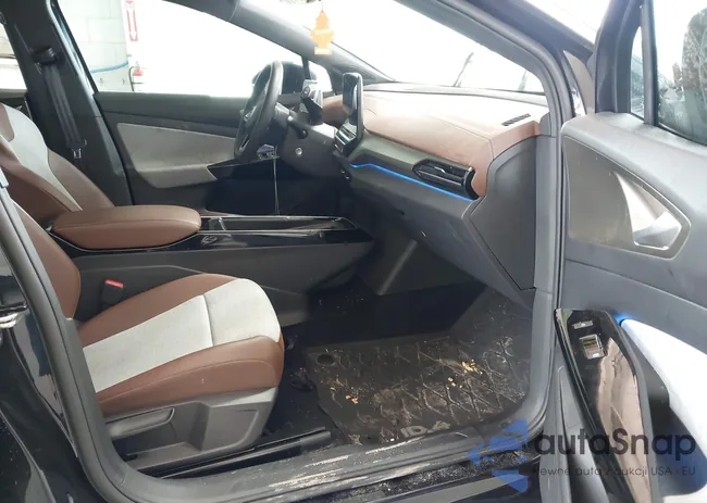 1V2CMPE8XPC030722: 43209107