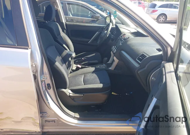 JF2SJADC8GH422885: 43209142