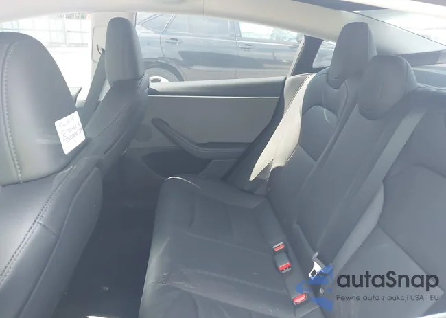 5YJ3E1EA9SF968009: 43209211