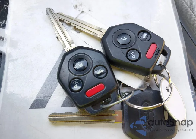 4S3GTAD69K3712325: 43209327