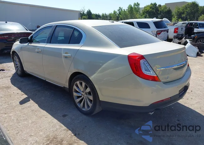 1LNHL9DK3FG604079: 43209340