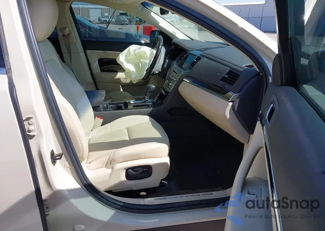 1LNHL9DK3FG604079: 43209340