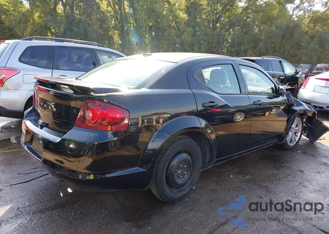 1C3CDZCB1EN131018: 43209484