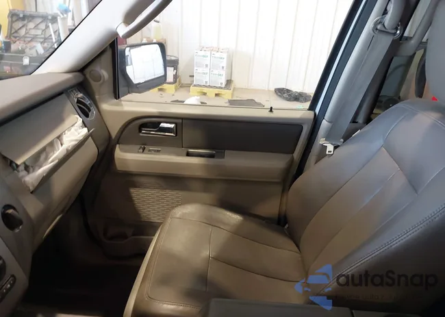 1FMJK1J55BEF17262: 43208654