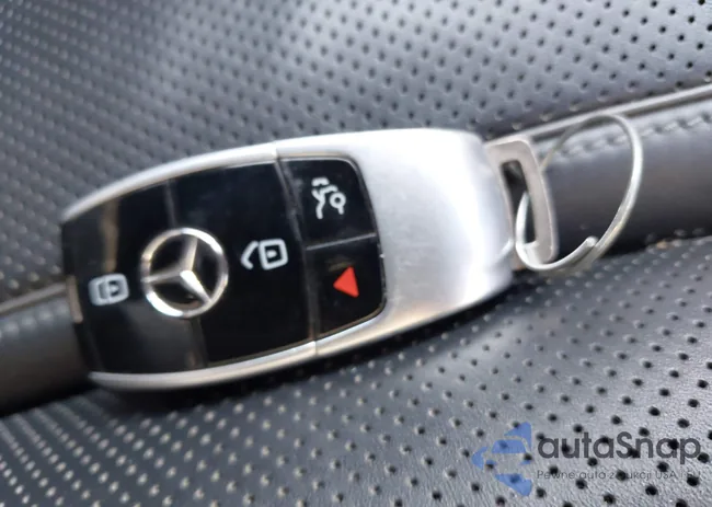 WDDUG8GB4KA458761: 43208665