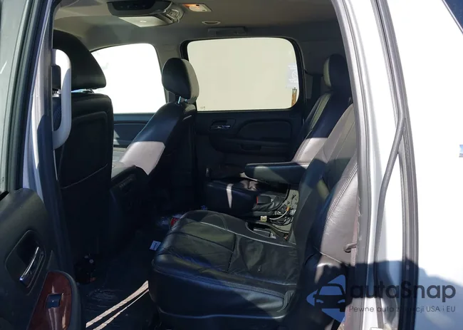 1GNSCJE05CR325491: 43208695