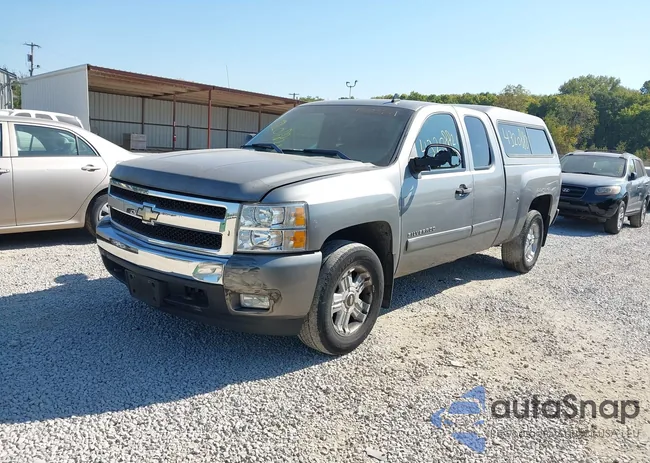 2GCEK190771691843: 43208821