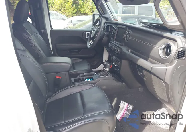 1C4JJXP68PW696246: 43210023