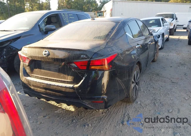 1N4BL4EV3KC142006: 43210084